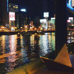 O Borudo Fukuoka - 夜景の見えるテーブル席
