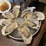 OYSTER TABLE - 