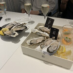 8TH SEA OYSTER Bar - 