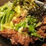 精肉・卸の肉バルSanoso - 