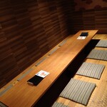 Washoku Sake En - 足を下せる掘り炬燵の完全個室