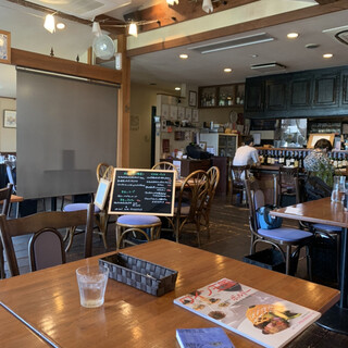 イタリアン&カフェ EMUSICA(エムジカ)_2