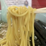 ラーメン山岡家 - 醤油ネギラーメン 中盛、麺リフト