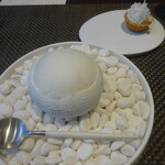 レストラン ラ・フロレゾン・ドゥ・タケウチ - L'AMUSE・BOUCHE　カリフラワーのヴァリエーション