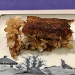 信川円 - 一口をもらう。おいしい！