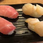 Sushi Meijin - 特選寿司（マグロとホタテ）