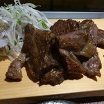 Aburisakekinichirou - 黒毛和牛の藁焼き980円