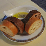 リストランテ ラ チャウ - 自家製パン