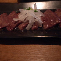 焼肉うしごろ 西麻布本店 - レバ刺し