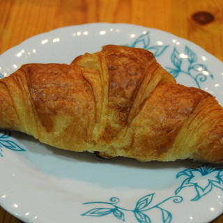 郷のパン工房 GLANz Mut そばの実カフェ_1