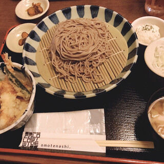 地酒とそば・京風おでん 三間堂_0