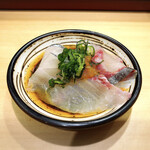 寿司大 - お通しのシマアジ