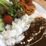 プラスカフェ - 牛すじカレー