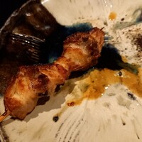 焼き鳥とワイン 萬鳥 祇園店 - とりかわ