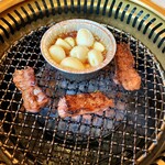 焼肉 丸惠 - 焼きニンニク○