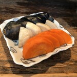 大倉山もつ肉店 - おしんこ