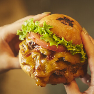 "Black Wagyu Pâté and Homemade Buns Perfectly Matched with Wagyu!!"