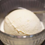 ざぶとん - バニラ アイスクリーム