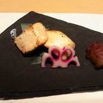 鮨処 銀座福助 - 有楽コースの焼き物。
            めかじきの西京焼