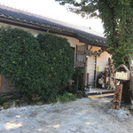 木の小屋 - 木の小屋