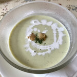 レストラン花の木 - 胡瓜の冷製スープ。