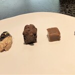 イチリン ハナレ - 小菓子　これがまた美味しいのです♪