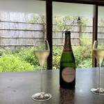 イチリン ハナレ - シャンパン