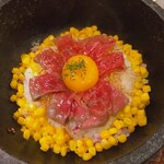 焼肉うしごろ - ♦︎和牛とトウモロコシの石焼ガーリックライス　¥2,860