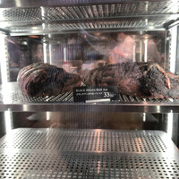 37 Steakhouse & Bar - 