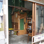 チリムーロ - Funky な内装