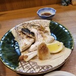 たけし家 - 鯛のかぶと焼き