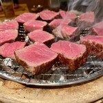 本格肉料理 丸小 - 