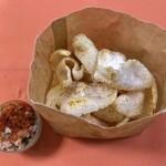 Ata - タラバ蟹のワカモレと海老煎