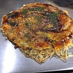 Okonomiyaki Ichiban - そば肉玉シングルチーズトッピング