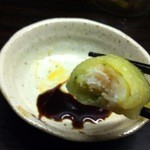 五味五香 - 黄金海老蒸し餃子（中身）