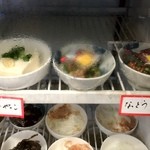 おふくろ亭 - 冷奴、納豆 各１００円