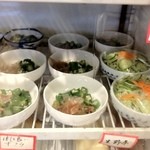 おふくろ亭 - オクラ、生野菜 各１００円