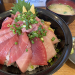 清水港　みなみ  - 本日の日替わり 鮪三昧丼（1,580円）