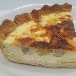 コートルミエール - 料理写真:「キッシュ」①