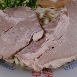 中華そば処 琴平荘 - テイクアウト 温タレつけ麺のチャーシュー