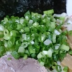 中華そば処 琴平荘 - テイクアウト 温タレつけ麺のネギ（別売）