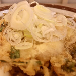 そばの神田 東一屋 - えびかき揚げに着目する。