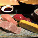 134891010 - 近大マグロと選抜鮮魚のにぎり寿司御膳(上) ¥1,600-
                        　　茶碗蒸し・あら汁付き