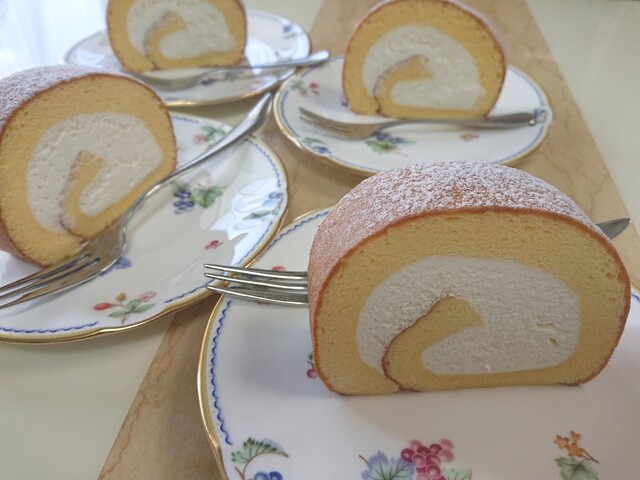 治一郎のロールケーキ美味しい By カプチーノ 治一郎 ららぽーとexpocity店 万博記念公園 バームクーヘン 食べログ 治一郎のロールケーキ美味しい By カプチーノ 治一郎 ららぽーとexpocity店 万博記念公園 バームクーヘン 食べログ