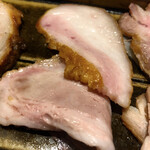 中華蕎麦 とみ田 - 肩バラと肩ロースの吊るし焼