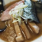 栗林 - 鶏そば（醤油・アップ）