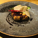 フロレゾン - 鰻とフォアグラのクロケット　鰻の赤ワイン煮　フォアグラのテリーヌ　バルサミコソース　海藻風味ジャガイモのピュレ　サマートリュフ掛け