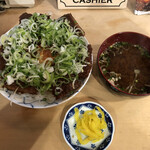 味処 叶 - 豆腐味噌汁付き　ネギトッピング