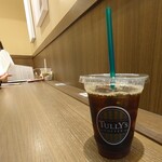 タリーズコーヒー - アイスコーヒー305円(税抜)