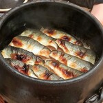 まき村 - 土鍋の鮎ご飯